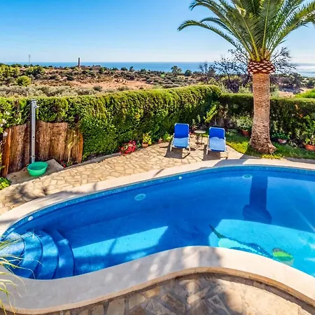 Casa Olivos نيرخا